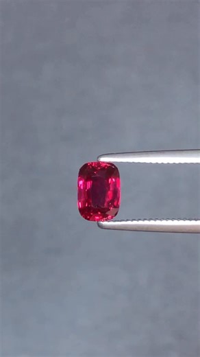 精品無燒莫桑比克紅寶石1.01ct附帶吉爾德證書 就在今晚直播😍 | 梵日珠寶 Vanji jewelry
