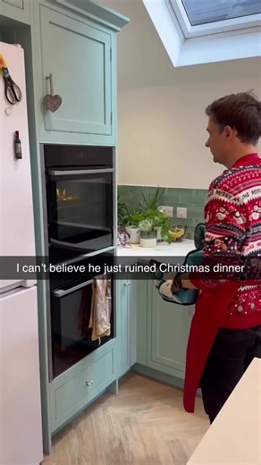 Meme Time: Christmas Dinner Game Reactions