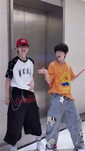 hello boy~ #TEAMBOYS #AustinZhangJiayi #KimiKongXin #LetsDance