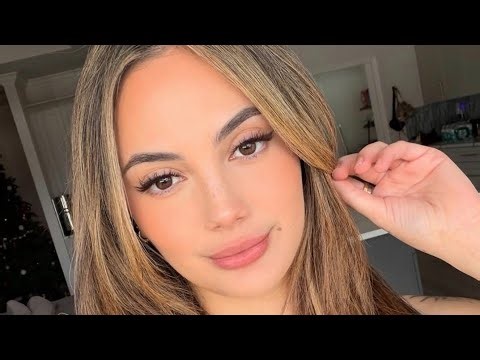 Nika Venom ~ Confidence Model | Fashion Instagram Curvy Model | Bio & Facts