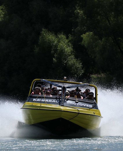 Exciting Jet Boat Adventure in Queenstown