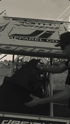 Race Day! 🏁 It all comes down to tonight — the NARC Sprint Car Series season finale, the GP Classic at Stockton Dirt Track! Don’t miss the final showdown of the year, streaming live on FloRacing if you can’t make it out in person. 🔥 Big thank you to my team and sponsors for an incredible year in the 410! None of this would be possible without your support. 🙌 #FortitudeDriverDevelopment #GarySilvaRanches #MidValleyFinancial #JBCritchleyINC #J1S7Suspension #BellHelmets #k1RaceGear #WalkerPerfor