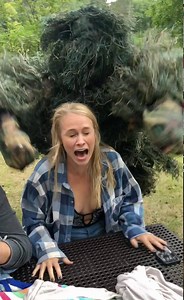 her pants CAME OFF!! 🤣🤣 | Janelle & Kate