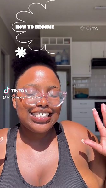 How to Become a Journalist in 2025: A Guide