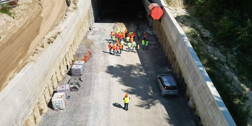 Trasversale delle Serre, visita in cantiere per gli studenti dell'Istituto tecnico per geometri di Vibo Valentia FOTO | VIDEO