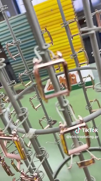 The case is electroplated with 23k gold and 18k rose gold.#Electroplatingprocess #gold #surfacetreatmen