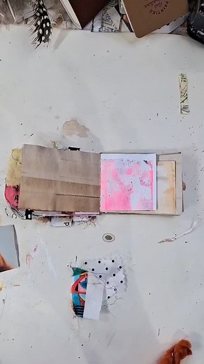 A page in this little one today using up some desk scraps. #artjournalinglove #artjournaling #artjournal #artjournalpage #artjournaleveryday #mixedmediaplay #mixedmedia #mixedmediaartist #mixedmediajournal #mixedmediajournaling #intuitivejournaling #junkjournal #junkjournaling #bookart #journallove #journalartlove | Lisa Goddard Art