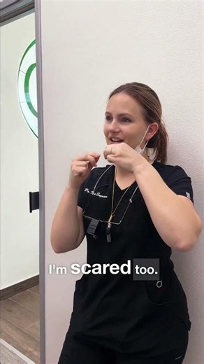 We got to try a new (well, new to us!) toothpaste and floss brand — and we have thoughts! 🦷✨