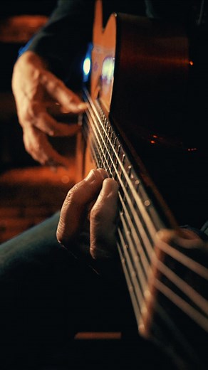 33K views · 1.8K reactions | Wrote this back when we were on tour in the US. #jessecook #flamenco #rumba #acousticguitar #beautiful #condeguitars #sologuitar | Jesse Cook | Facebook