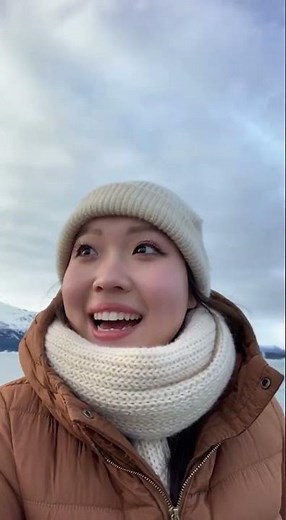 Beboa Meets the Cutest Sea Otter in Alaska