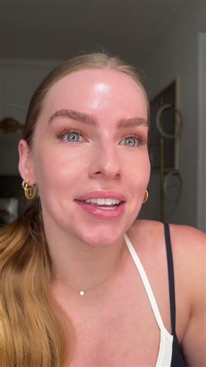 EASIEST eyeshadow but also crease resistant and long wearing ❤️‍🔥 Cosmetics #stilacosmetics #stila