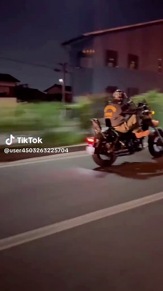 夜だけ寒いん何で🥶 #レブル250はいいぞぉ #バイクカスタム #チョッパーカスタム #ツーリング #福岡 #05 #ヤエーは忘れずに #はよ夏なれ #レブル250フォーク延長 #フォーク延長