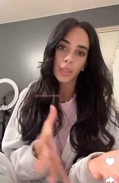 Marwa talks about the case of Rym Renom who was arrested by the police at the airport