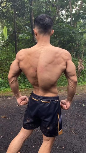 Kholisdays | Conditioning cutting kali ini saya mencoba tidak ada sauna,tidak jemur,tidak ada cut garam atau air,tidak ada cut karbo. Saya masih... | Instagram