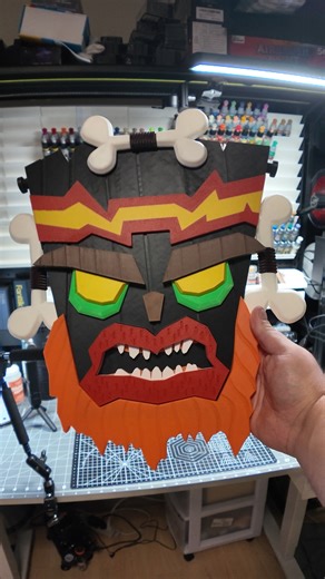 Mike's Quest Log on Instagram: "Painting Aku Aku from Crash Bandicoot - JusArt Acrylic Markers Link in my bio (beacons)"