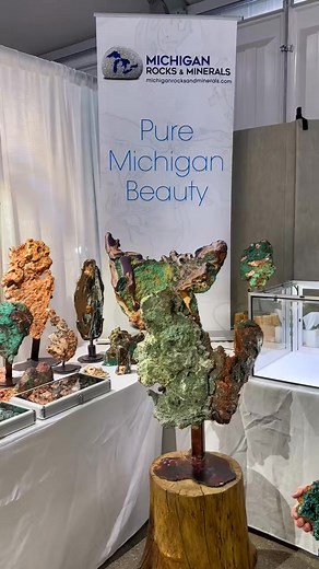 19K views · 351 reactions | 00924 #tucson #arizona #copper #malachite #minerals #azurite | Kehlani | Facebook