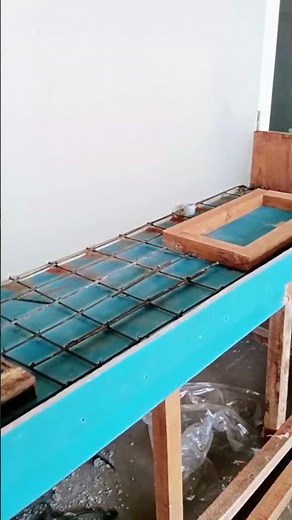 Kitchen table using granite measuring 120 x 60 cm