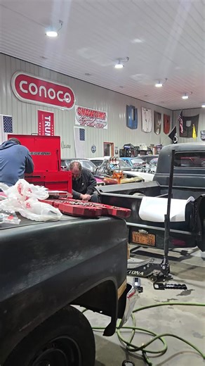 putting the final touch on the new tool cart#truckbuild #fyp #larkinracing #brutusthesquarebody