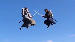Kombinasi Samurai dan Jetpack di Jepang Buat Pertarungan Pedang Unik di Udara