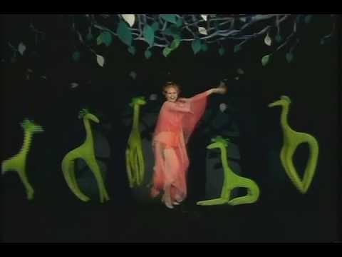 The Muppet Show: Juliet Prowse & The Green Gazelles - "Solace"