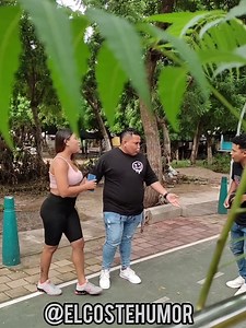 10K views · 354 reactions | Ell4 le pide 50 por un delic1os0 y miren lo que pasa  #comedia #parodia #parati | El Coste Humor Original | Facebook