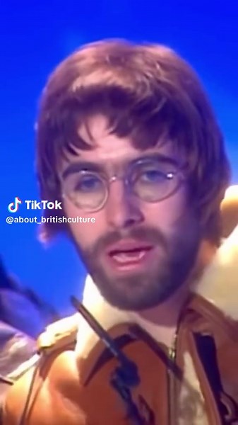 Oasis vs Blur at the BRIT Awards 1996 #oasis #blur #britawards #britpop #shitlife #aboutbritishculture #fyp #fypage #fyppppppppppppppppppppppp