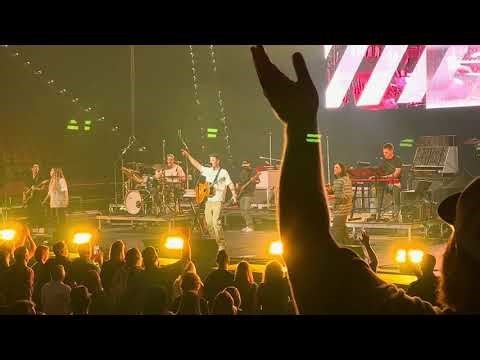 Glorious Day - Passion w/ Kristian Stanfill - Grace and Glory Tour