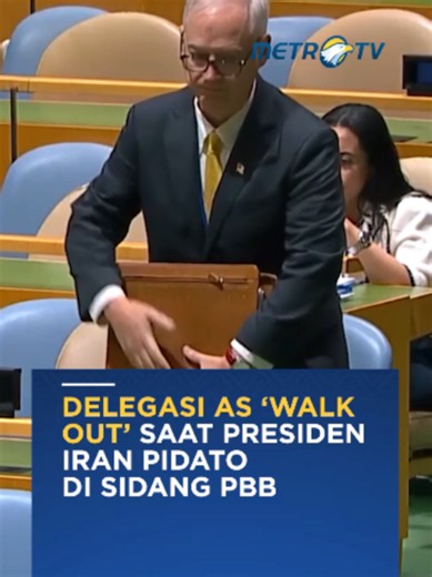 Pejabat dari delegasi Amerika Serikat (AS) tertangkap kamera meninggalkan ruangan (walk out) saat Presiden Iran Masoud Pezeshkian menyampaikan pidatonya dalam Sidang Majelis Umum Perserikatan Bangsa-Bangsa (PBB) ke-81 di New York, Rabu (24/9/2026). Sumber: UN Web TV via Viory #metrotv #tiktokmetrotv #beritametrotv #beritaterkini #fyp #viral #donaldtrump #amerikaserikat #iran #presideniran #pbb
