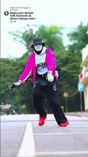 Teach me how to dougie 🔥😋 #kenmoves