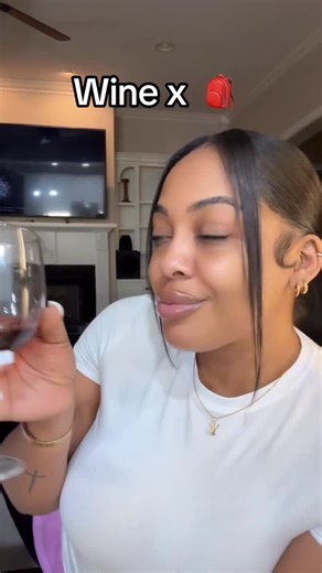 D'Ara Denise on Instagram: "Need that 🤗"