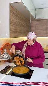 An easy lunch or dinner idea that's both delicious and filling. #halimafilali #yourfood #cooking