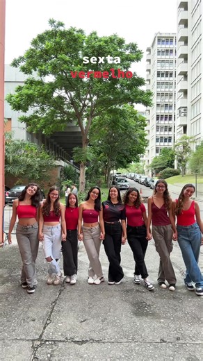 Looks da Semana: Estilos Incríveis para Cada Dia