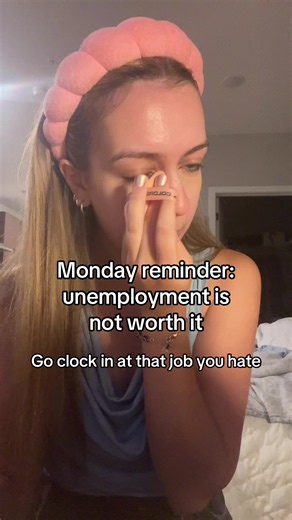 There will be a better job one day soon ! But for now I am going to another week of this one and that’s okay #work #corporate #accountant #cpa #office