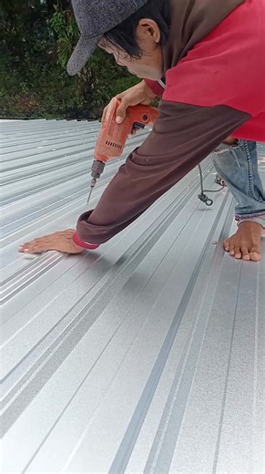 How to install #constructionworker #builder #americanbuilder #tools | Tool Jack