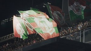 Uma noite inesquecível, pra mostrar a força da comunidade de Caxias. Mais uma etapa de uma temporada muito especial. A gente volta pra Sapucaí no dia 23, mas as lembranças do último sábado seguem presentes demais por aqui. Que beleza, Grande Rio. Podemos! 🇭🇺🛶 🎥 @luizfrancad | Acadêmicos do Grande Rio