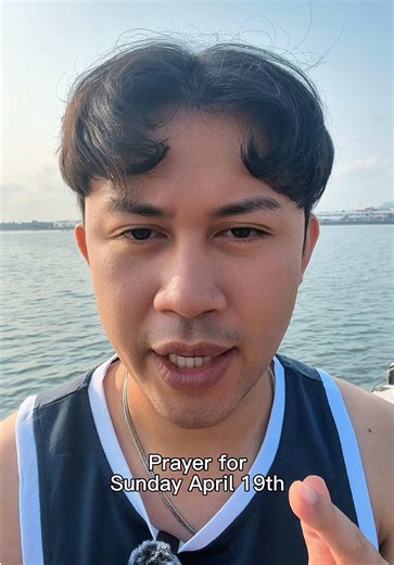 Share this prayer with three people who might need it today. Praying you a truly blessed Sunday. Much love.