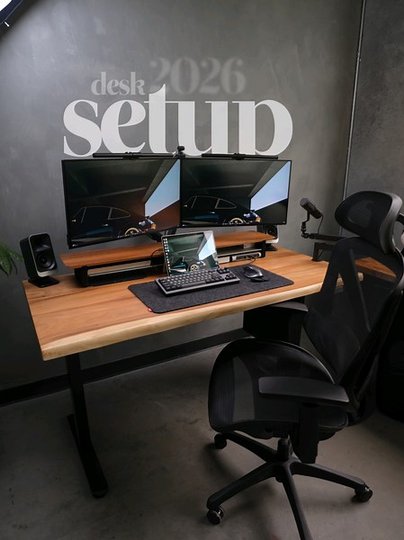 Custom Height-Adjustable Desk Setup with PC Mount & Cable Management