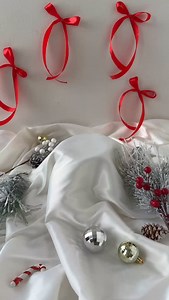 Branch out with flavor! Our festive tree cake is as delicious as it is instagrammble | Kek