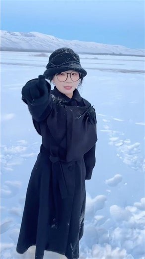 #mugu It's snow, my little sister!#snow #costume #chinesestreetfashion #trendingshorts #viralshorts
