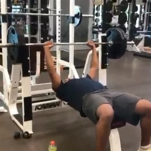 Moses Malone Jr. on Instagram: "No Steroids No Supplements It’s Pure Superior Strength From Championship Bloodline DNA 🧬 Over Here & These Hands Will Rock A N*gga 2 Sleep! 225 15x Light Like A Pillow On The Warm Up. Exactly Why They Needed 12-15 Armed N*ggas For MMJR Bc I’d Break Scary Ass Dj Eric Body In Half, Knock Fat Ass Blount’s Golds Out His Mouth, & Knock That Nasty Rat 🐀 Ass 1972 Porno Hairy Pussy Face Beard Off James Coward Frauden Face! Thats Why Dat Pussy Had To Watch What Went Down