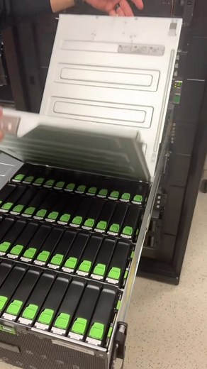 353K views · 10K reactions | The Seagate Exos CORVAULT brings 106 HDDs and redundant SAS controllers to the data center in just 4U. Highly resilient and cost effective storage. Full report on our website. Link in bio. #seagate #storage #datacenter #hdd #computers | StorageReview | Facebook
