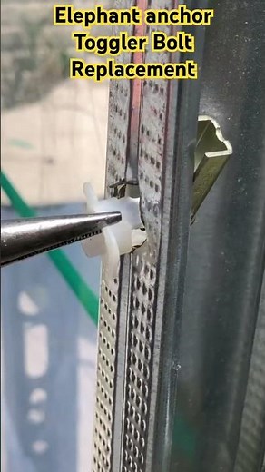 Removing toggler Snap toggle bolt from wall #homeimprovement #diy