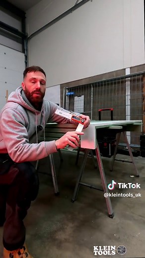 How to Use Klein Tools 935DAF for Accurate Angle Cuts