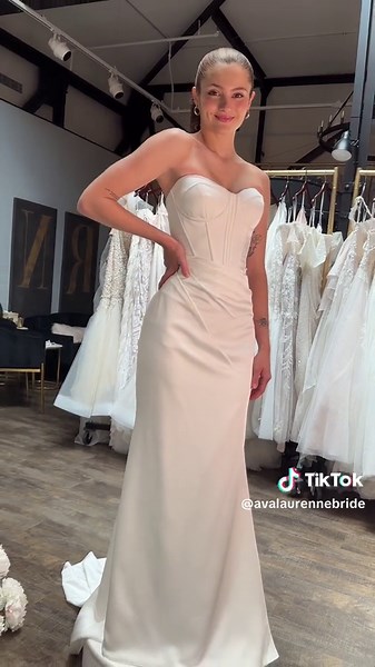 Exquisite Bridal Gowns for Your Special Day