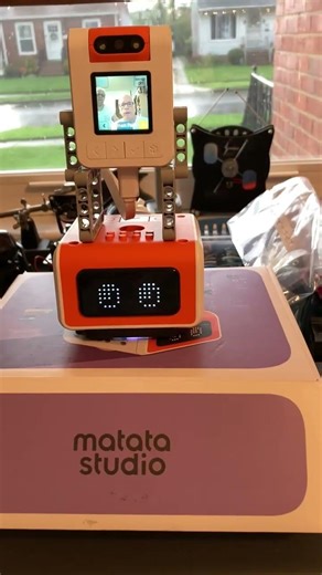 LITTLE VINCIBOT ROBOT WEATHER FORCASTER