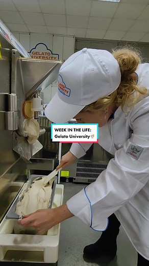 📍WEEK in the Life of a Food Scientist🧑🏼‍🍳- Gelato University, Italy 🇮🇹 ▪️We learn from the best in the industry how to manufacture the best gelato from scratch. ✅ #foodstartup #weekinthelife #dayinthelife #foodscientist #scientist #gelatouniversity #gelato #fooddevelopment #foodproduction