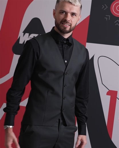 40K views · 453 reactions | Oliver Lines has beaten Jak Jones 5-4 to reach his first EVER ranking semi final!  The Leeds cueist will play John Higgins at 1pm on Saturday LIVE on ITV Sport  #UnibetBritishOpen Unibet | WST | Facebook