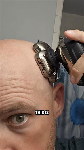 Grab life by the bald. The Bawldy™ Pro gives you the smoothest, fastest shave without the irritation. Waterproof, wireless, and built to handle every curve. | Bawldy