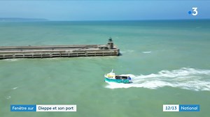 À revoir ! Le joli reportage du journal télévisé de France 3 consacré au port de Dieppe ⚓ 🤝 Un grand merci à la journaliste Cécile Laronce et à l'équipe de tournage pour leur confiance ! 🙏 Bateau M'Alizé - Dieppe Ville d'art et d'histoire - Chez Polette - Céleste Drone | Dieppe-Normandie Tourisme