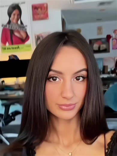 Eliza Ibarra y Savannah Sixx: Celebrando la Belleza Femenina